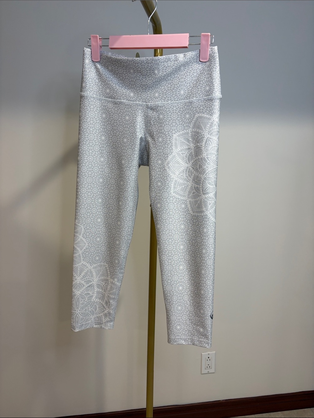 💕187💕 Inner Fire capris